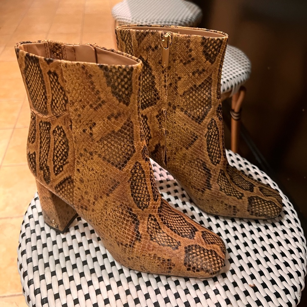 Sam Edelman Codie Ankle Bootie Size 7.5